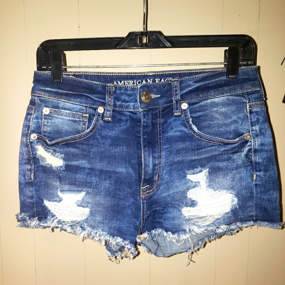 American Eagle Size 6 Jean Shorts Denim High Rise shortie Blue